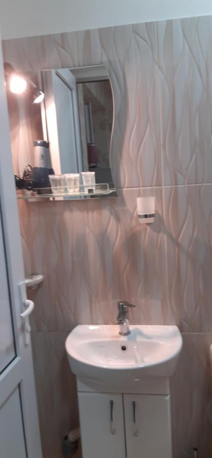 Tamara'S Apartament In Avlabari Тбилиси Екстериор снимка